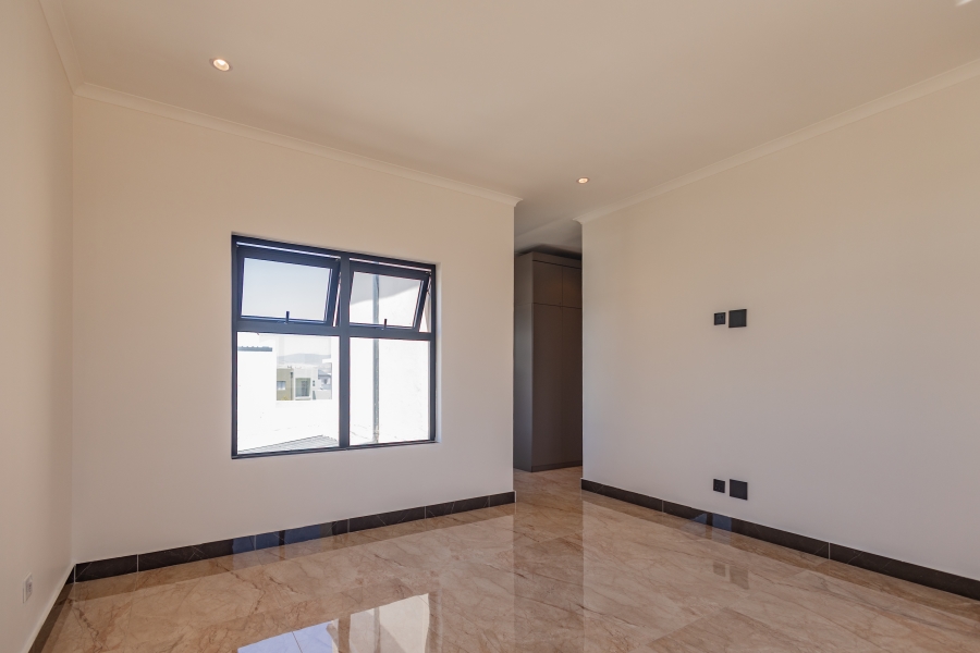 3 Bedroom Property for Sale in Sandown Western Cape